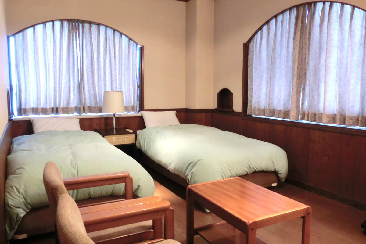 洋室ツインルーム